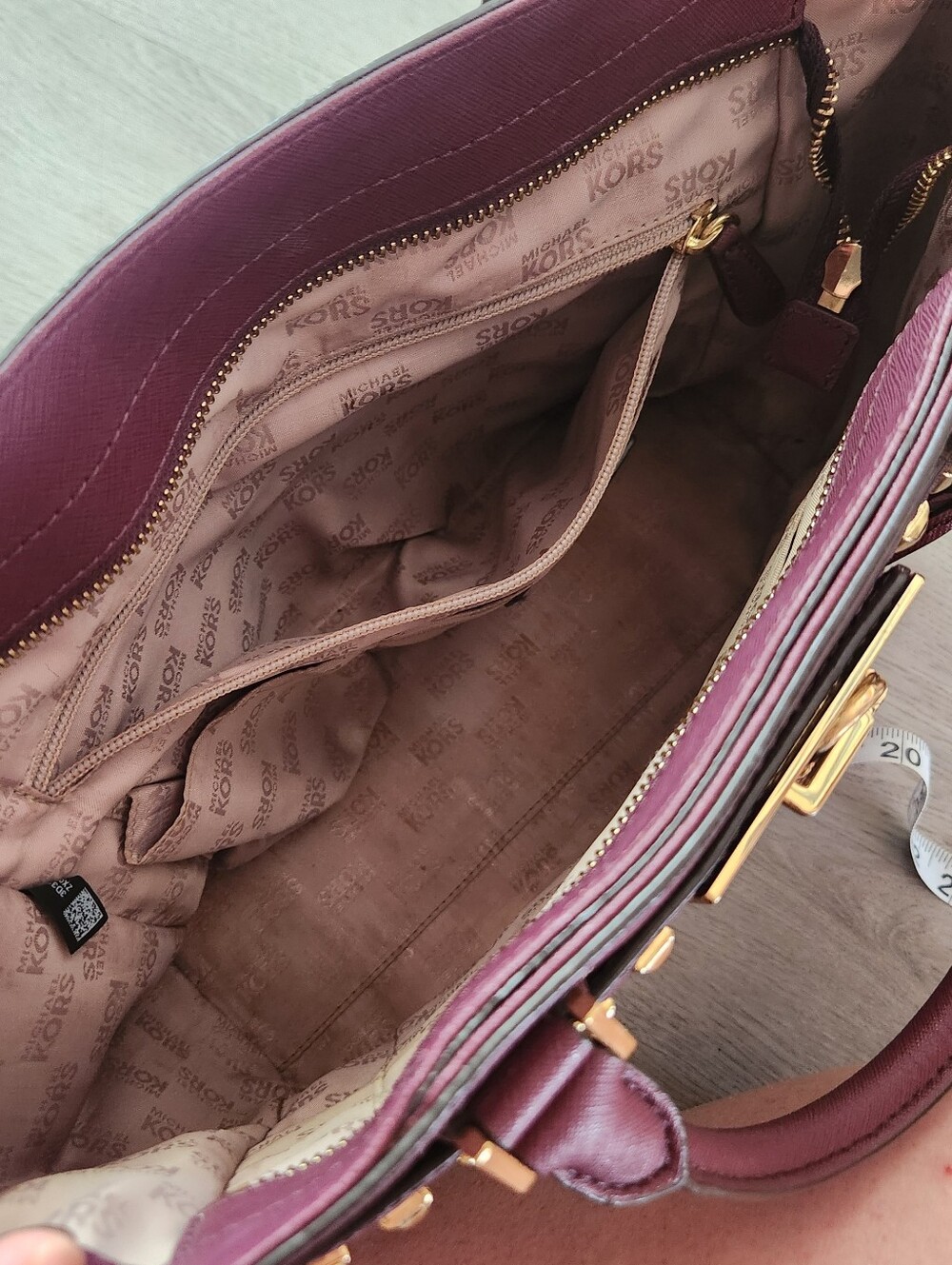 Michael Kors Hamilton Traveler tote purple glam corporate rock edgy business - Picture 7 of 14